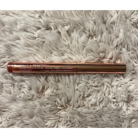 Laura Mercier Caviar Stick Eye Shadow - Roseglow Collection: Strike A Rose - Picture 10 of 11